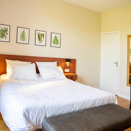 Bel Appartement, Bien Equipe Et Confortable Dans Le Centre Historique Fougères المظهر الخارجي الصورة