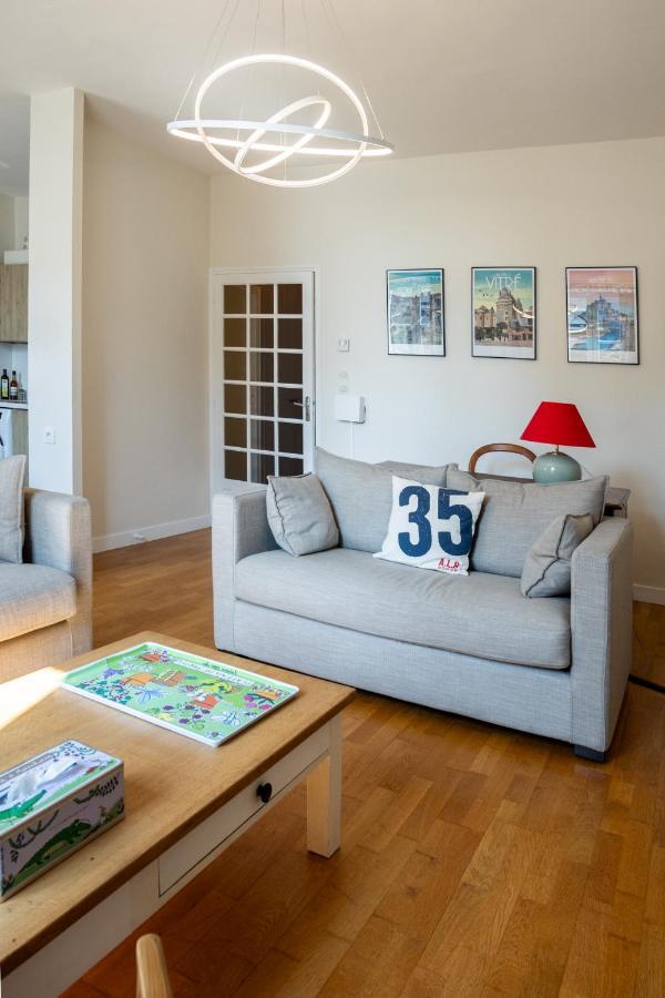Bel Appartement, Bien Equipe Et Confortable Dans Le Centre Historique Fougères المظهر الخارجي الصورة